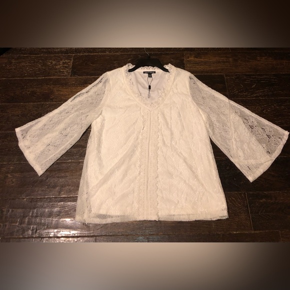 Cable & Gauge white top inside lined, pretty lace with slit sleeves NWOT Size XL - Picture 6 of 13